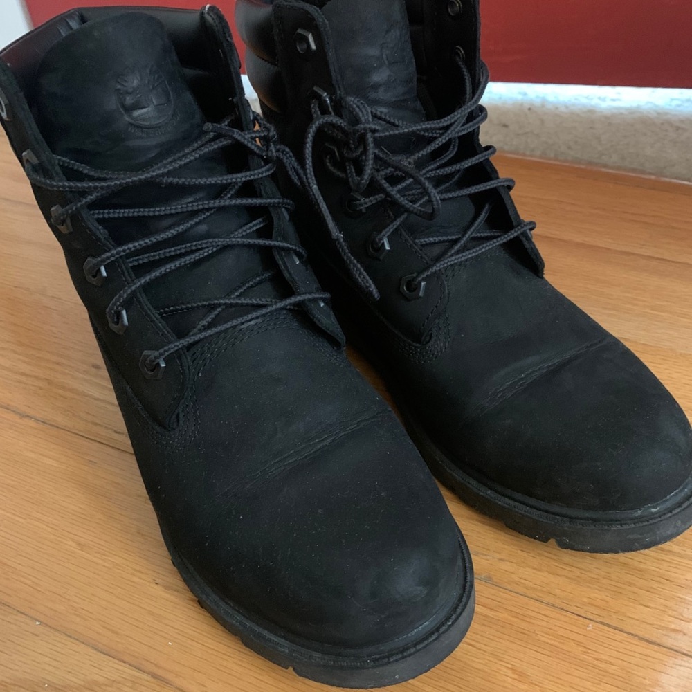Timberland Women's Waterproof 6" Lug Sole Boots